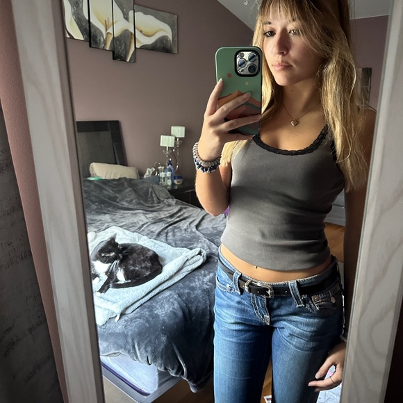 Meet your Posher, Alex - Picture 4 of 5